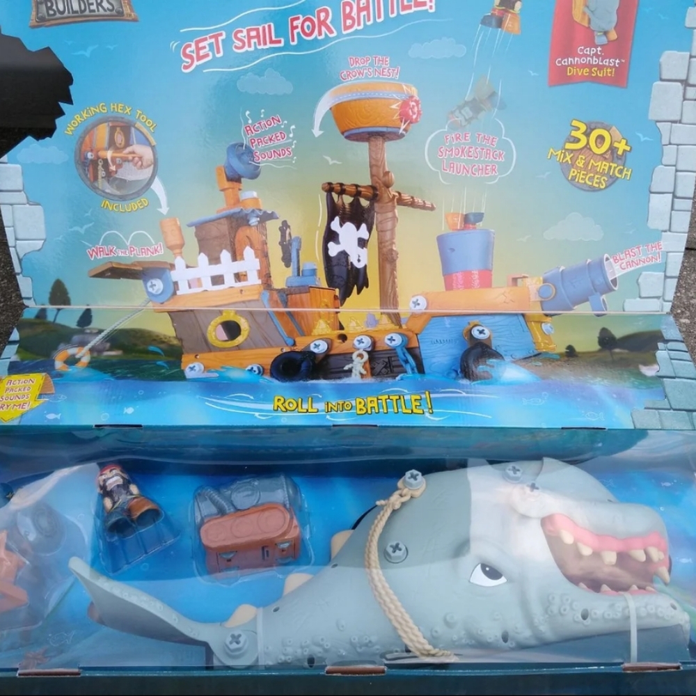 Little tikes Kingdom Whale builders PLAY